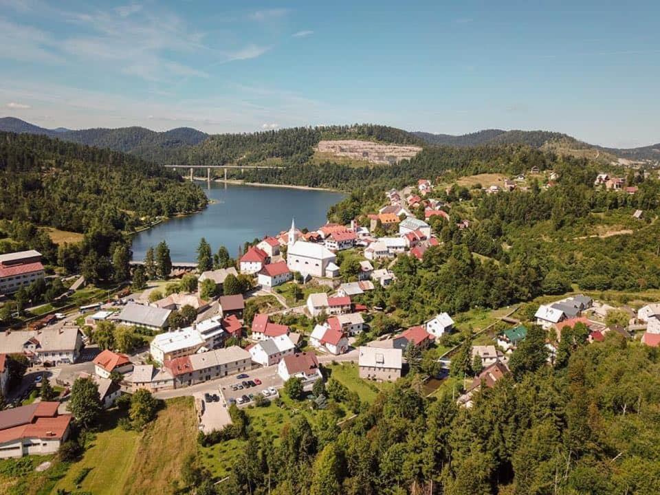 Apartman Patricia Appartement Fužine Buitenkant foto